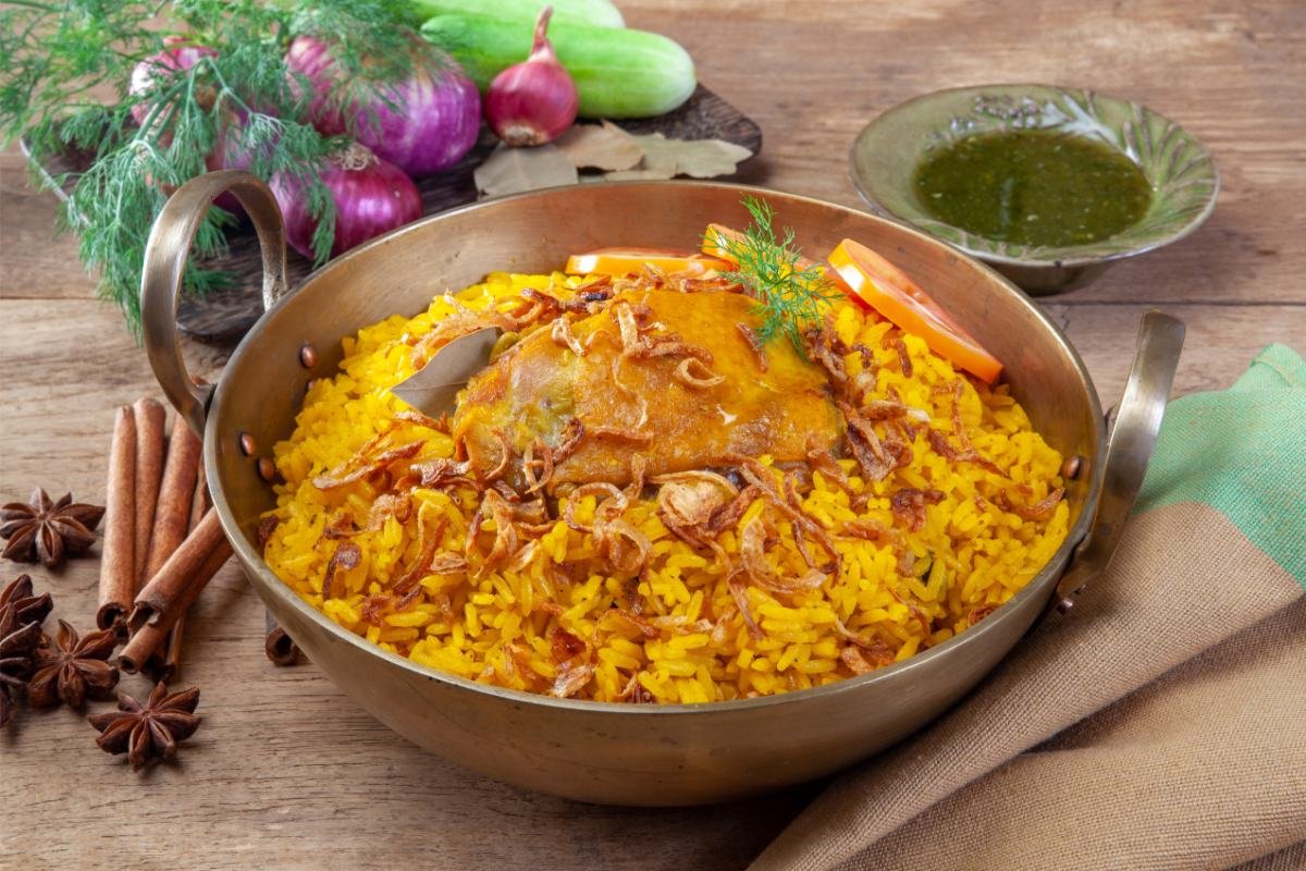 chicken and yellow rice recipe