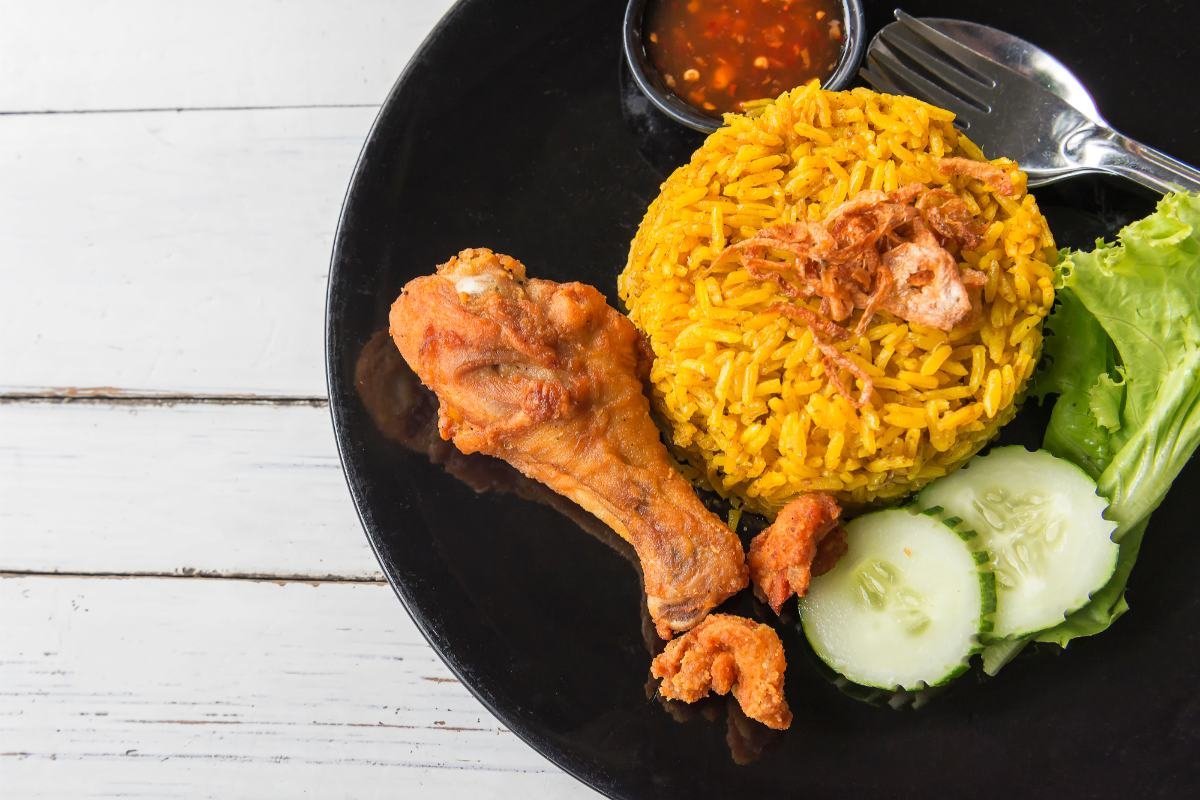 chicken and yellow rice recipe