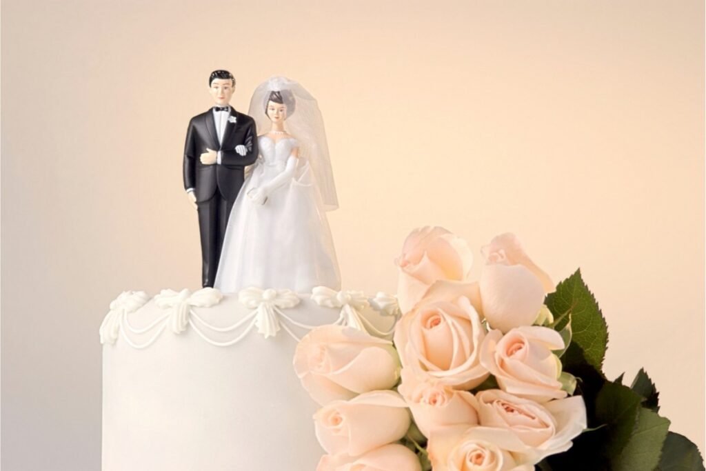wedding cake topper
